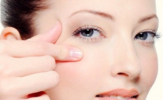 hogyan lehet fiatalítani a szem körüli bőrt